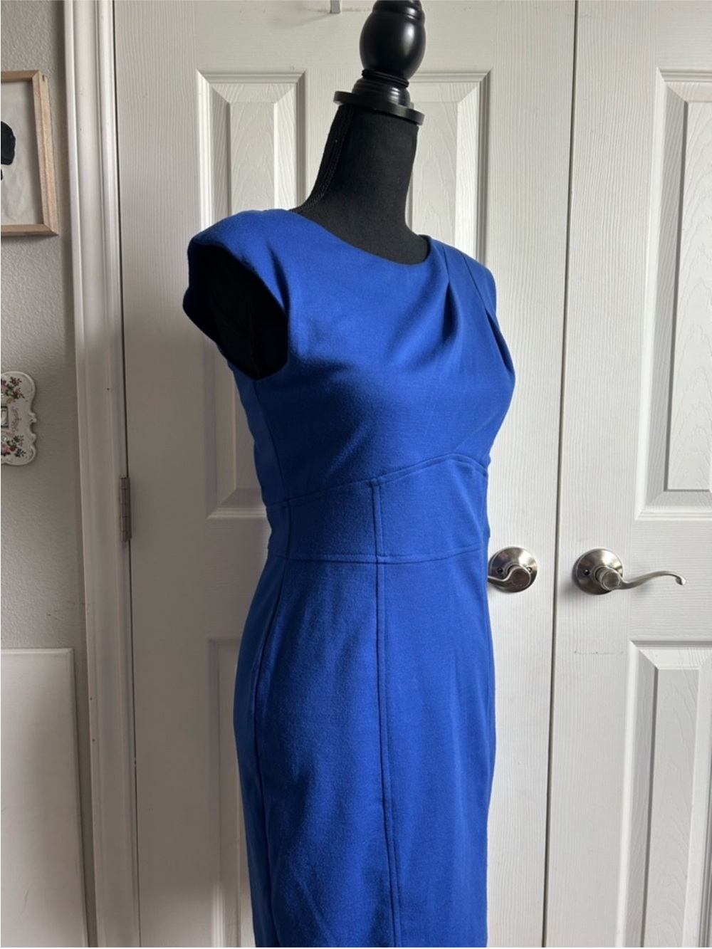 Anthropologie | Bordeaux Classic Cap-Sleeve Sheath Dress - Picture 4 of 6